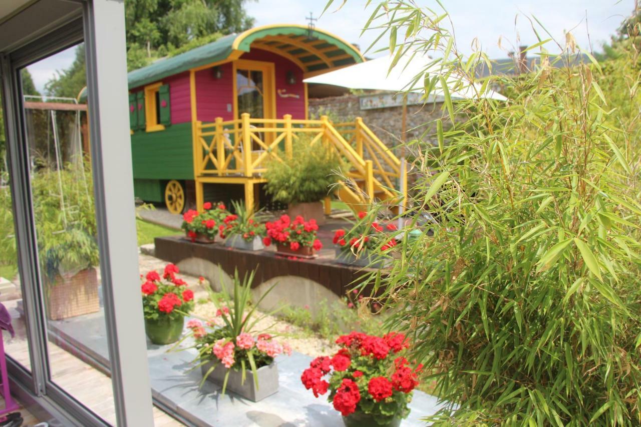 Bed and Breakfast Roulotte La Dominique Romery  Екстер'єр фото